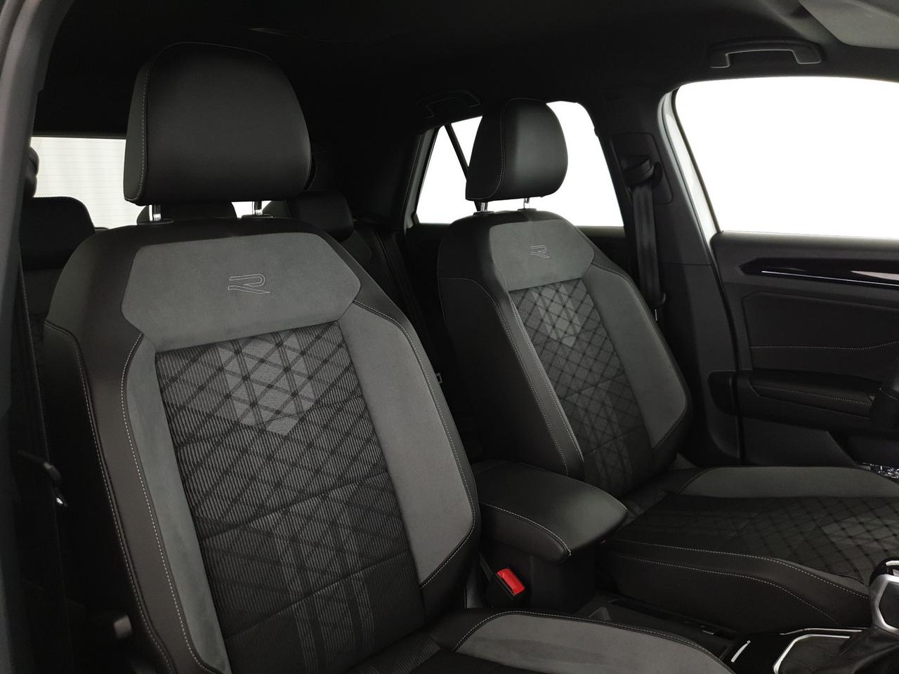 Volkswagen T-Roc 1.5 tsi r-line dsg