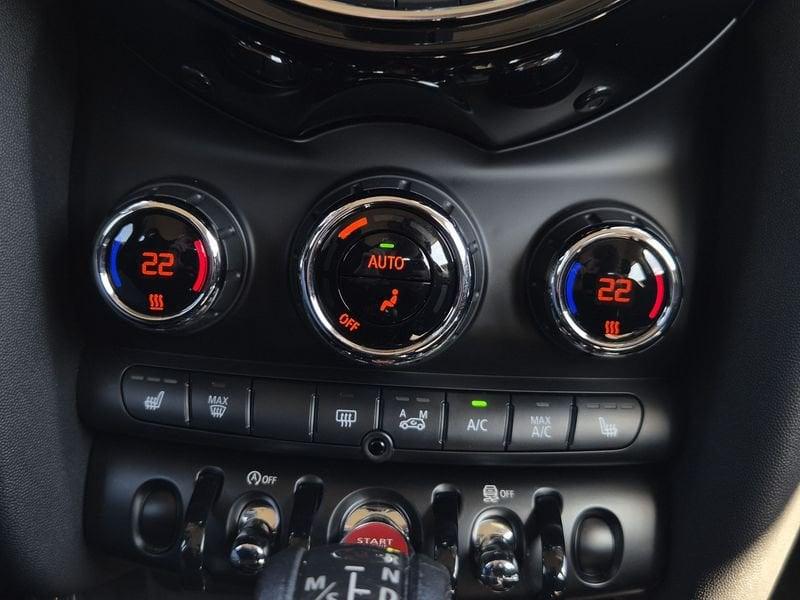 MINI Mini 5 porte Mini 1.5 Cooper D 3p auto