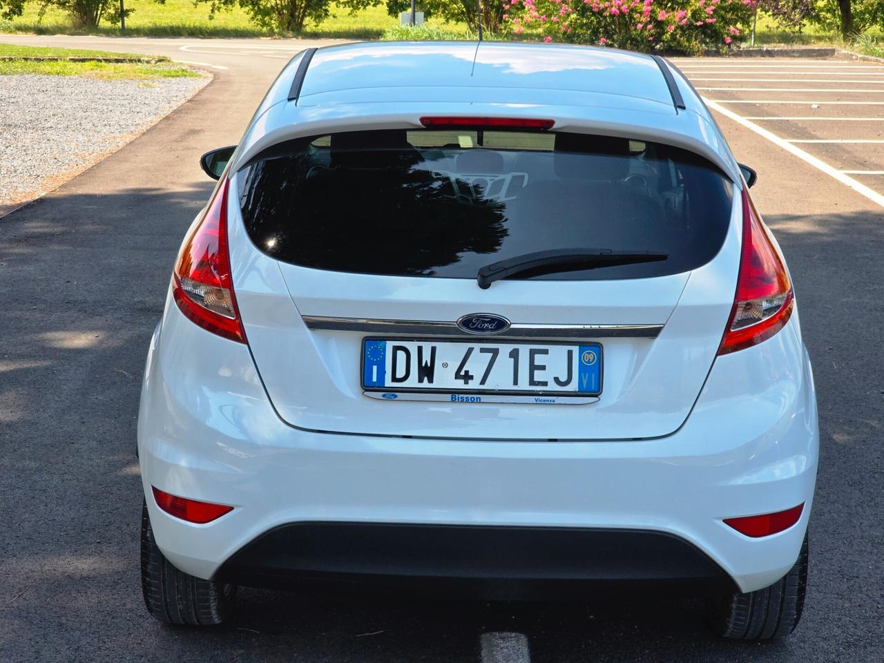 Ford Fiesta 1.4 DIESEL OK PER NEOPATENTATI UNICO PROPRIETARIO