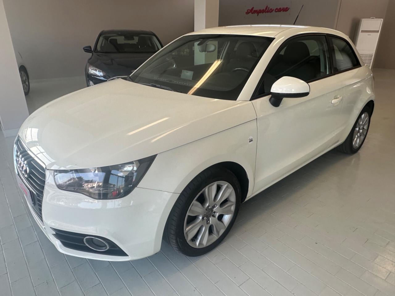 Audi A1 1.4 TFSI S tronic 119g Attraction