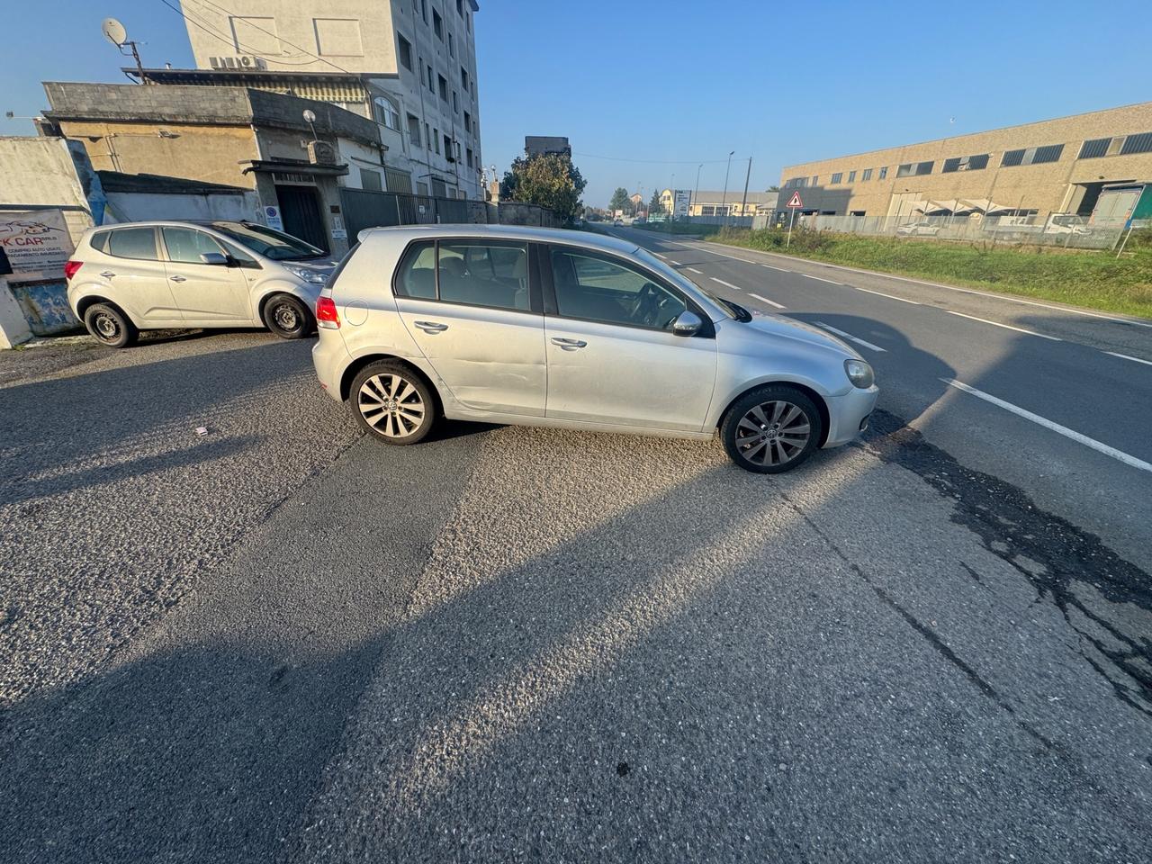 Volkswagen Golf 1.6 TDI DPF 3p. Highline