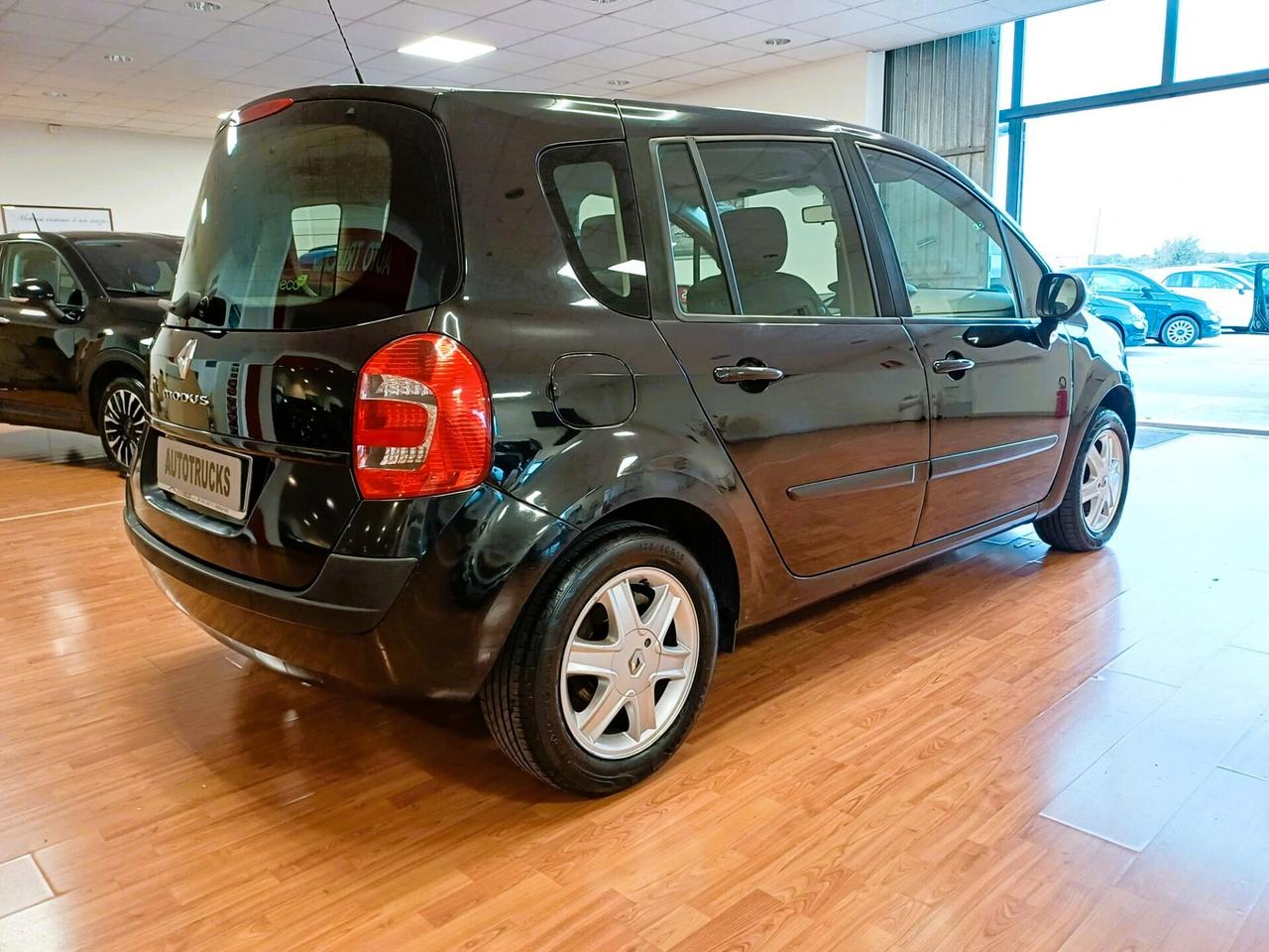 Renault Modus 1.5 dCi 85CV Dynamique