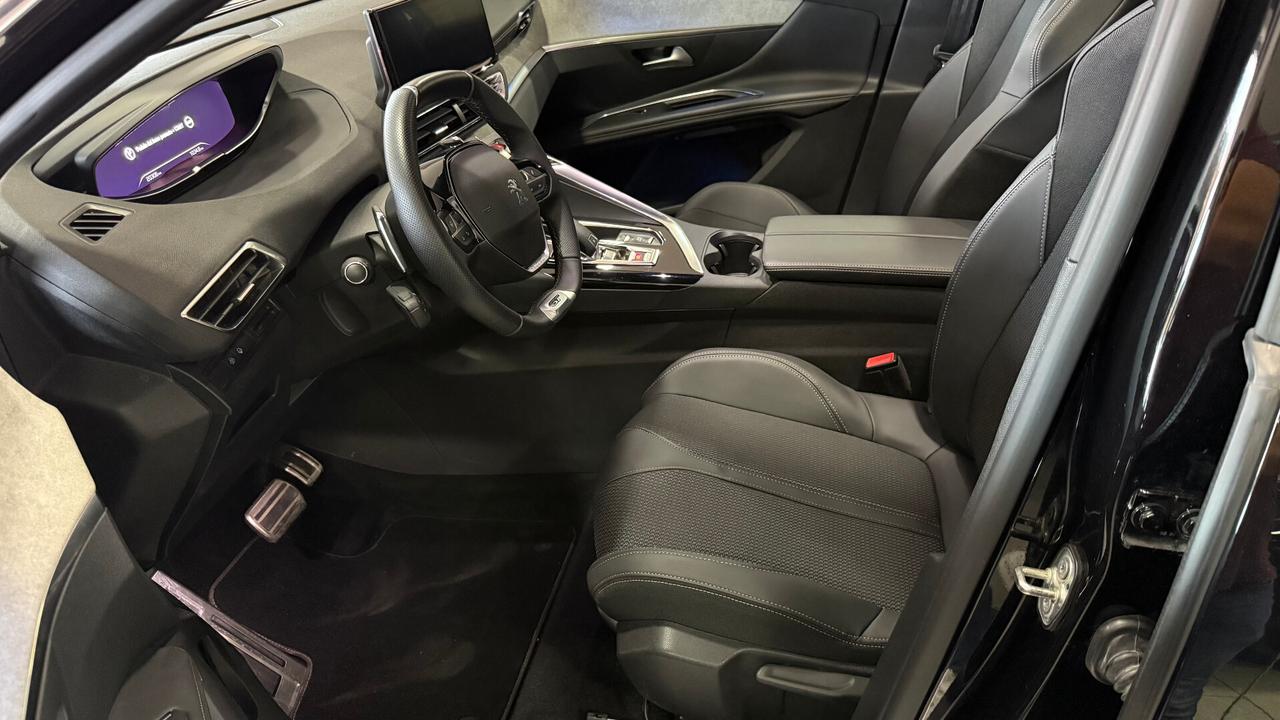 PEUGEOT 3008 1.5 131 CV GT PACK TETTO APRIBILE