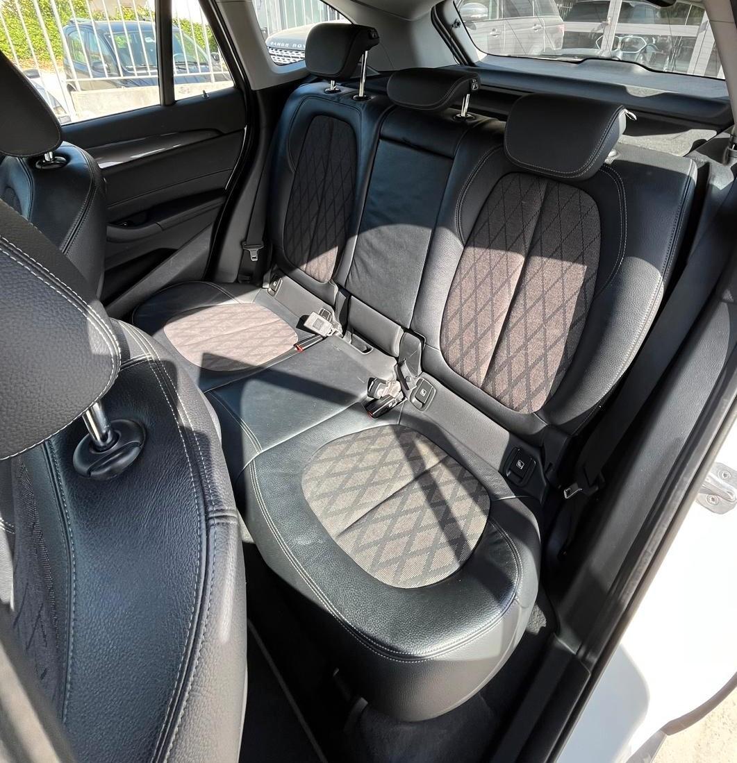 Bmw X1 sDrive18d xLine