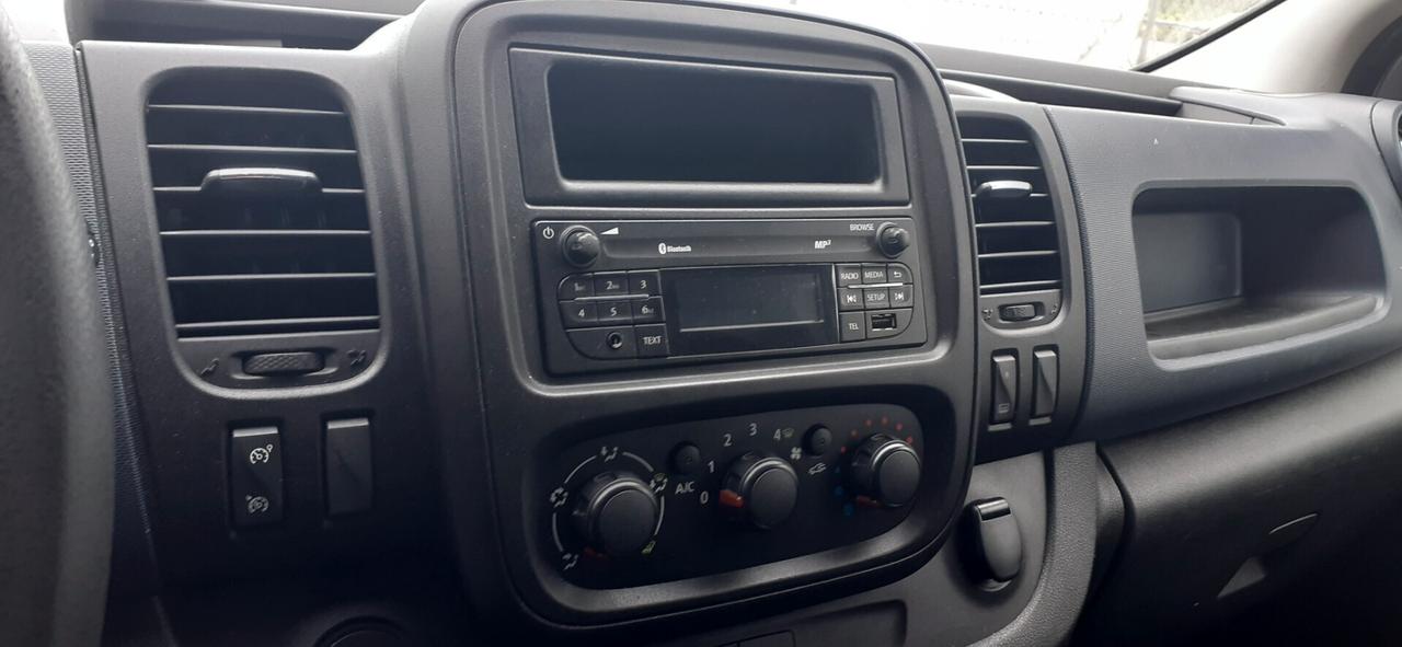 Opel vivaro 2016 - 1.6 cdti Lb automobili