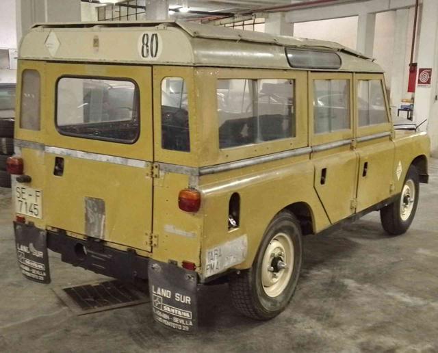 LAND ROVER Defender 109 DIESEL 6 POSTI