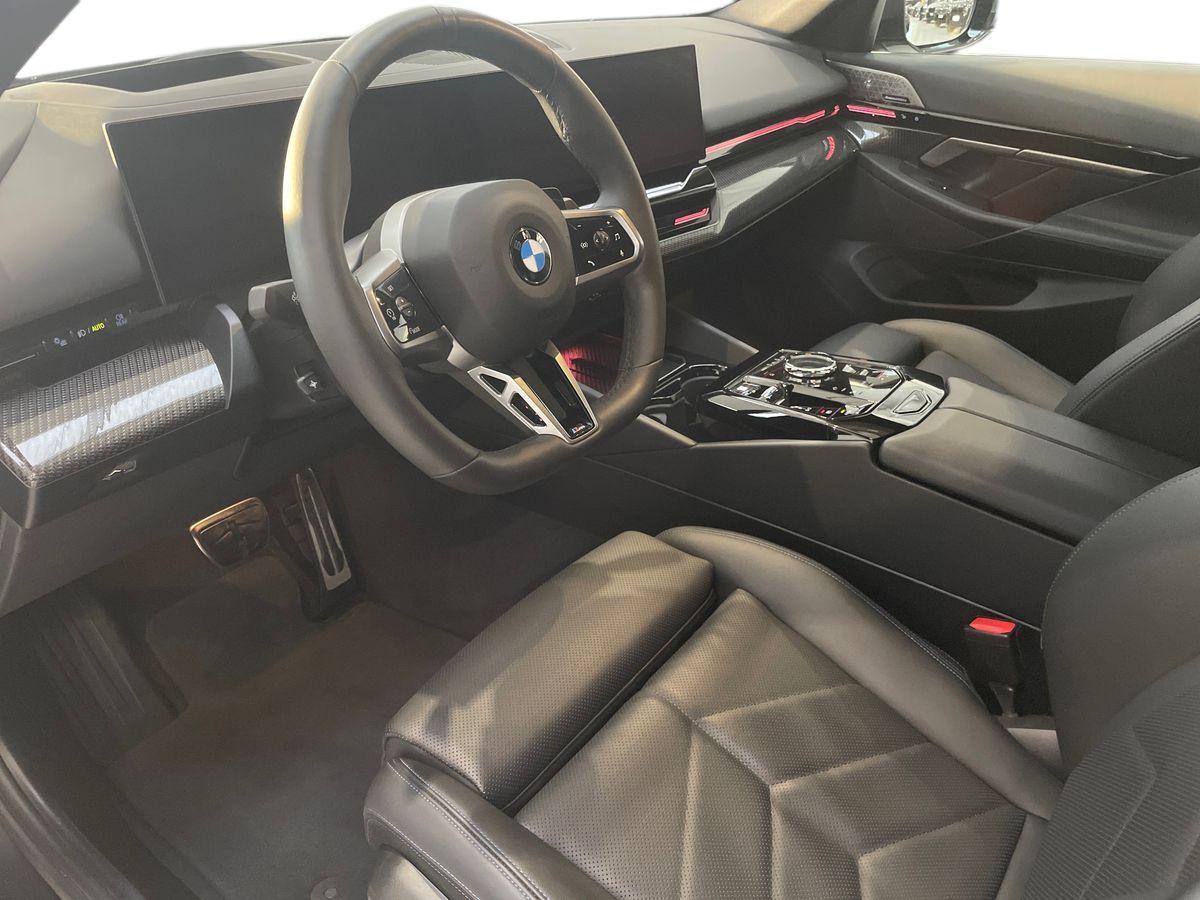 BMW Serie 5 G61 2024 Touring - 520d Touring 48V xdrive MSport Pro auto