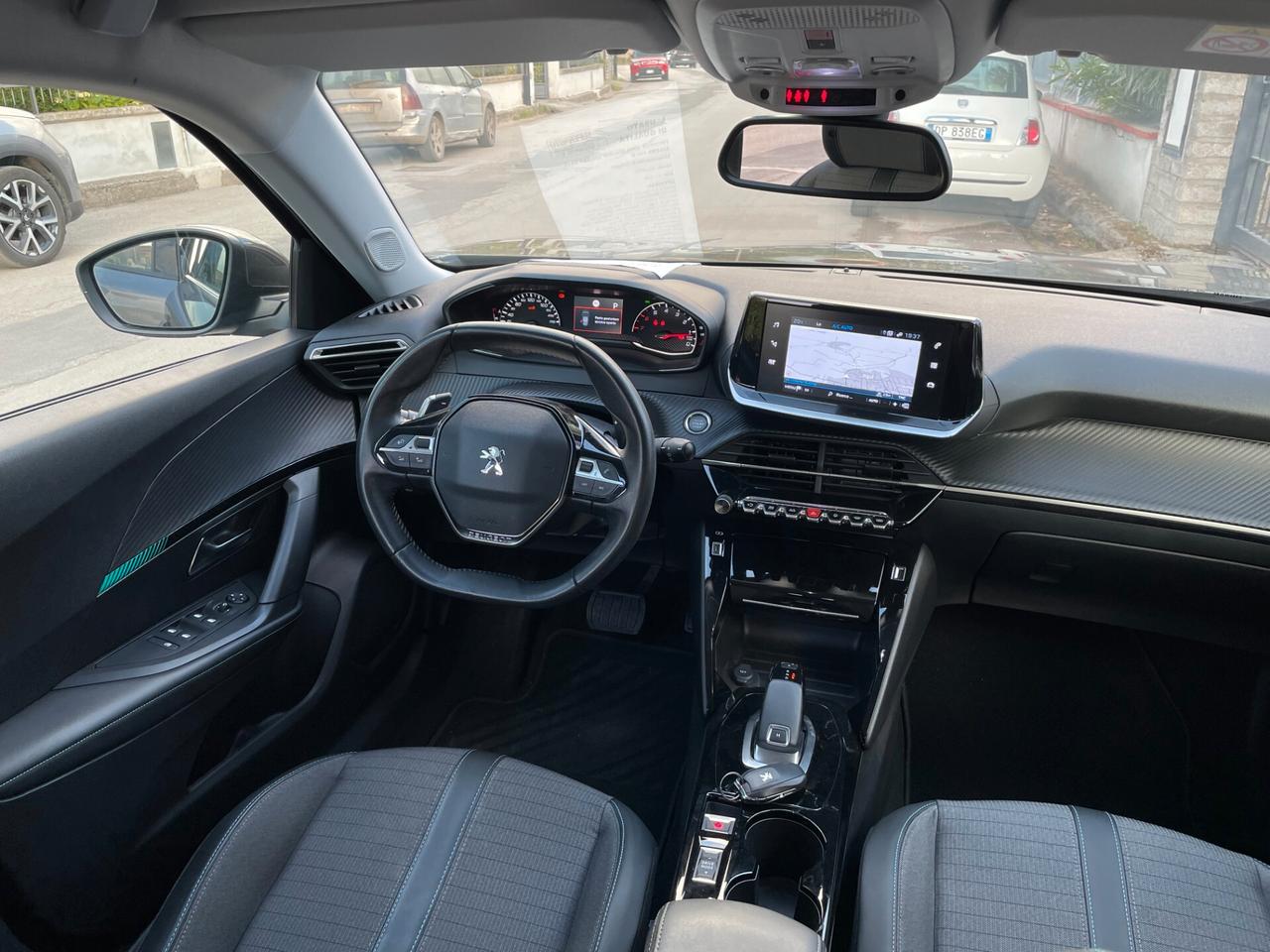 PEUGEOT 2008 BlueHDi 130 S&S EAT8 ALLURE PACK