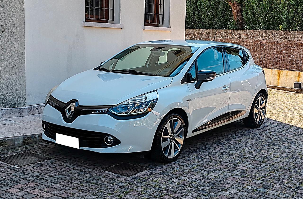 Renault Clio TCe 12V 90CV 5 porte Costume National