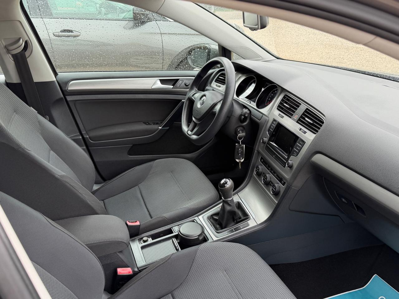 Volkswagen Golf 1.6 TDI 5p. Trendline BlueMotion Technology