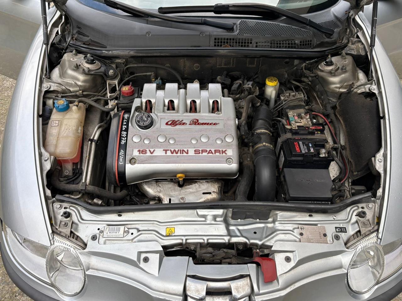 Alfa Romeo 147 1.6i 16V Twin Spark cat 3p. Progression