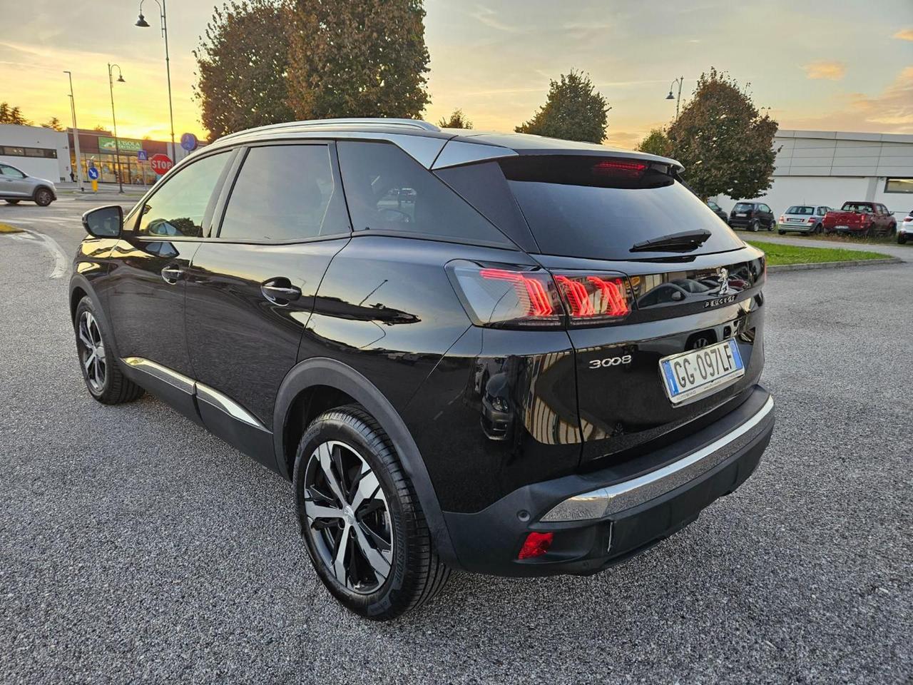 Peugeot 3008 BlueHDi 130 S&S EAT8 Allure Pack