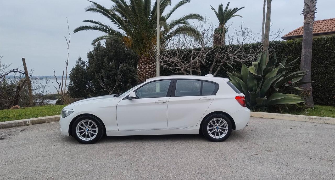 Bmw 116 116d 5p. Efficient Dynamics Urban