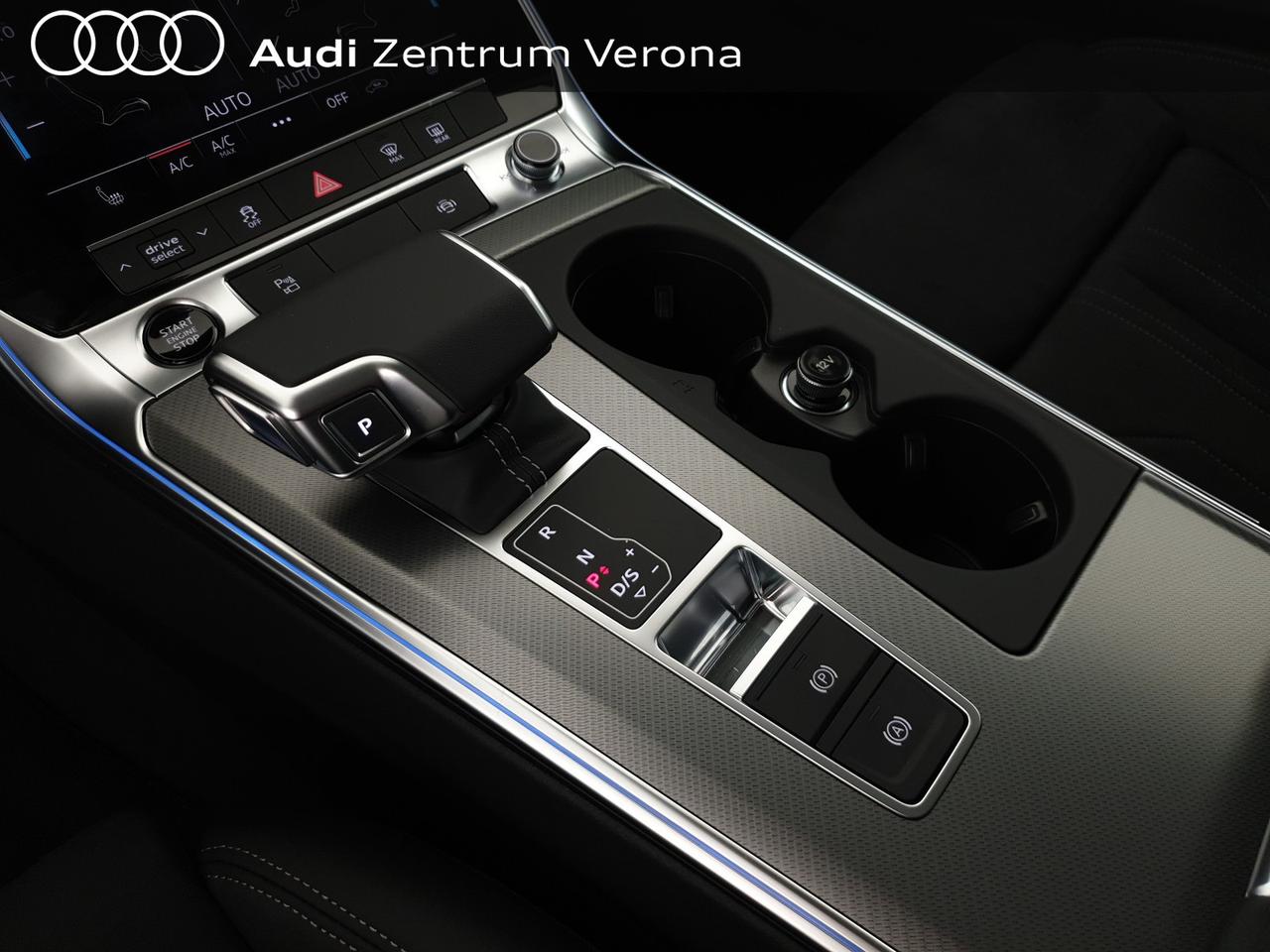 Avant 50TFSIe 299CV quattro Str Business Advanced