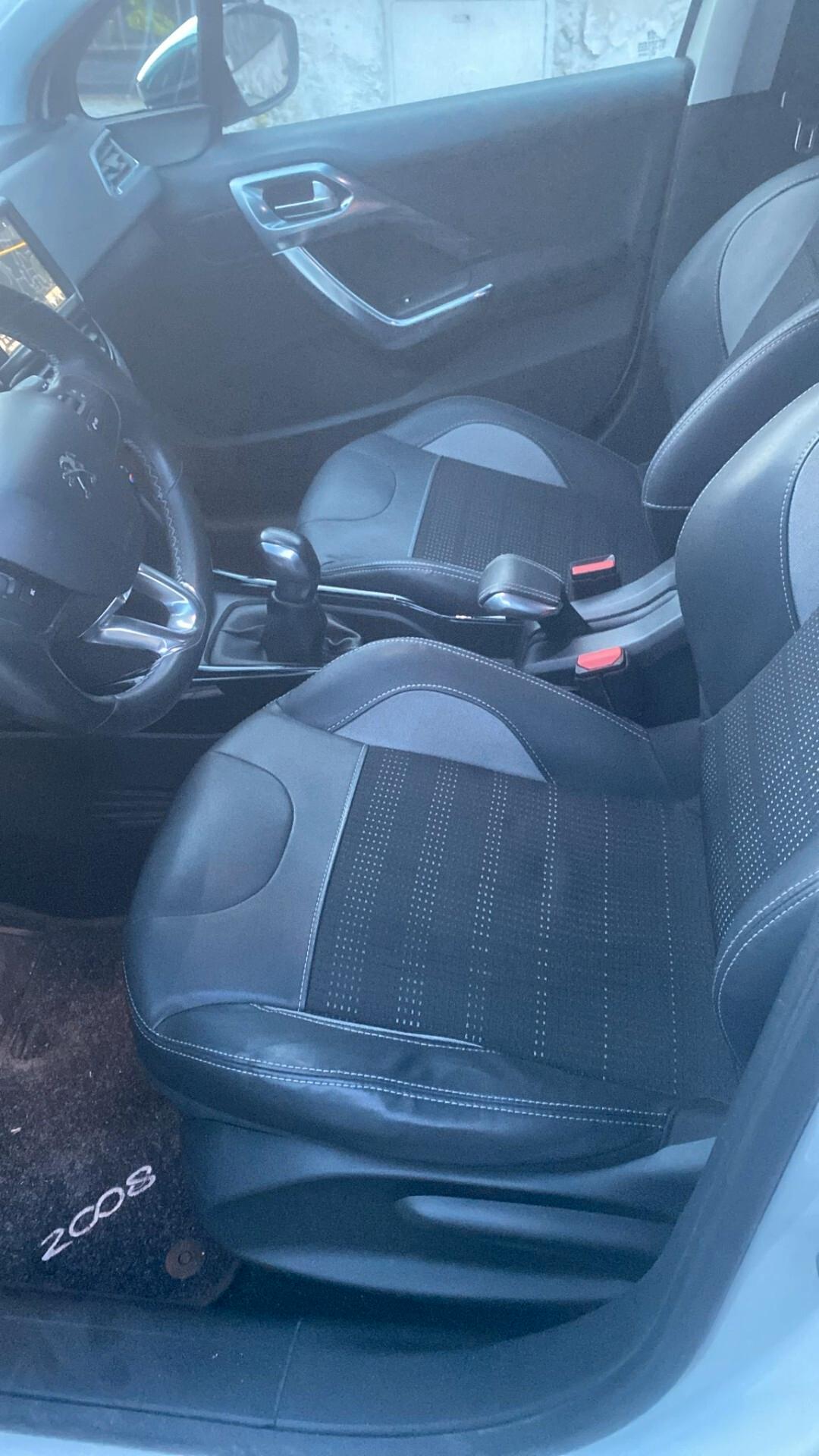 Peugeot 2008 PureTech 82 Allure