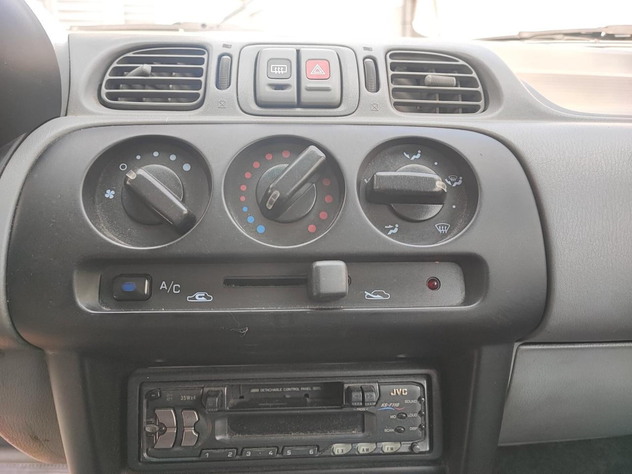 Nissan Micra 1.3i 16V cat 3 porte SE Matic