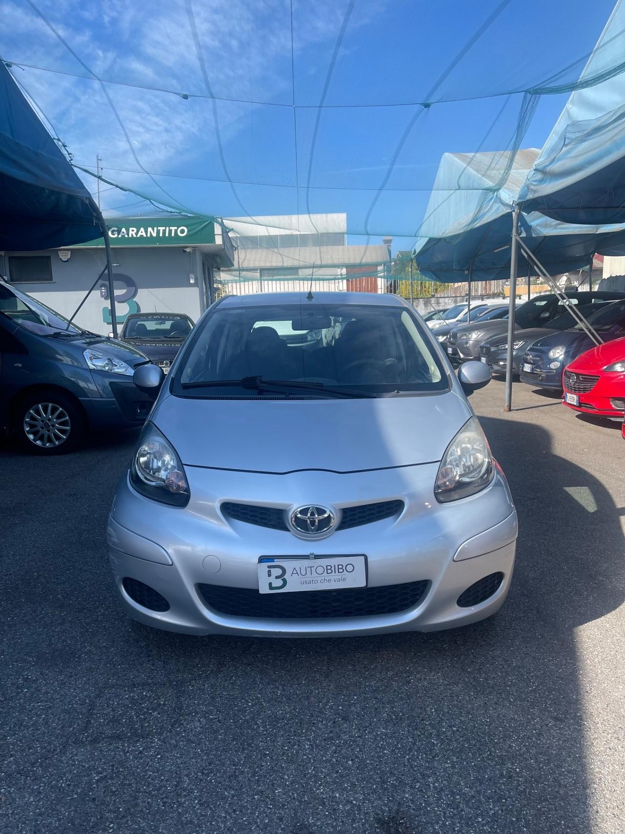 Toyota Aygo 1.0 12V VVT-i 3 porte Sol
