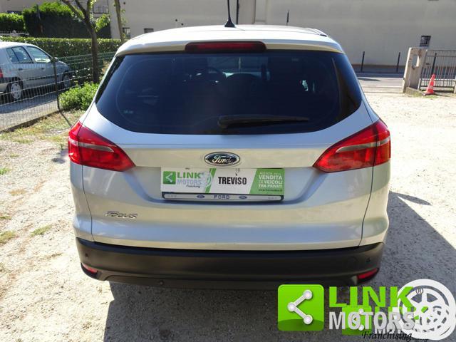 FORD Focus Titanium