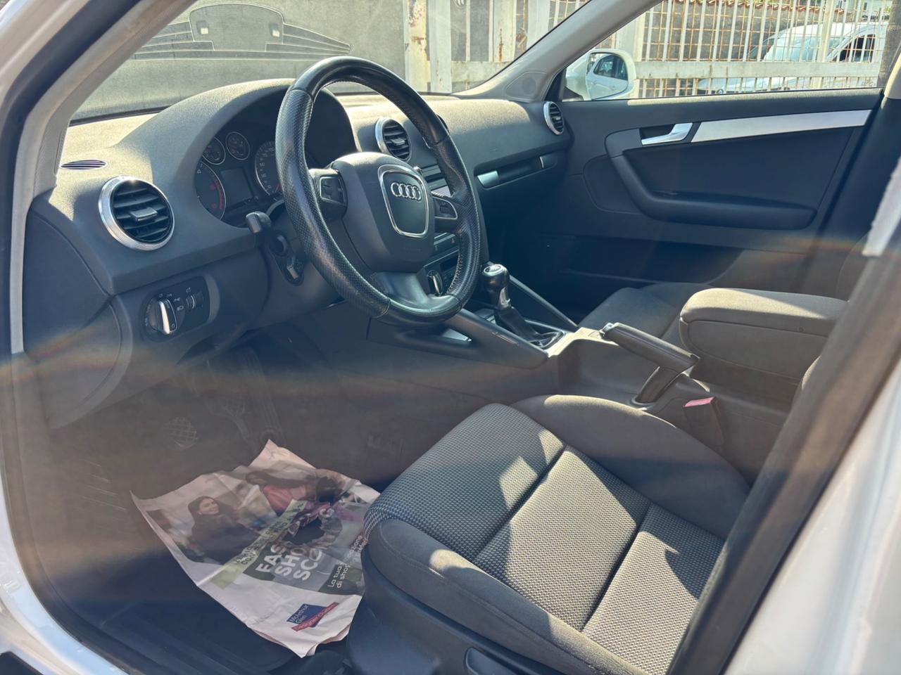 AUDI A3 SPB 1.6TDI 105CV TETTO APRIBILE FULL