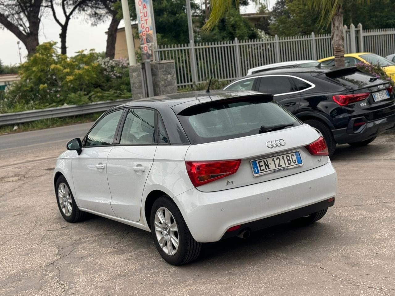 Audi A1 1.6 TDI 90CV