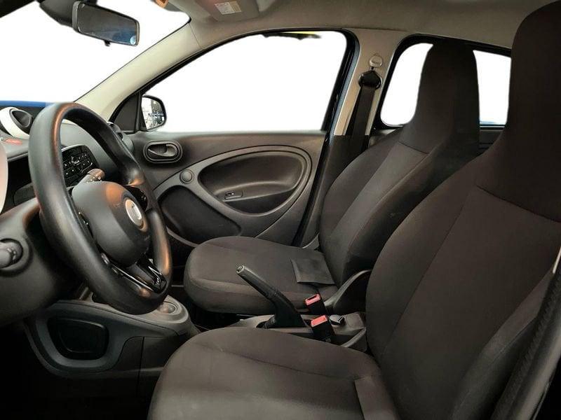 smart forfour II 2015 1.0 Youngster 71cv twinamic my18