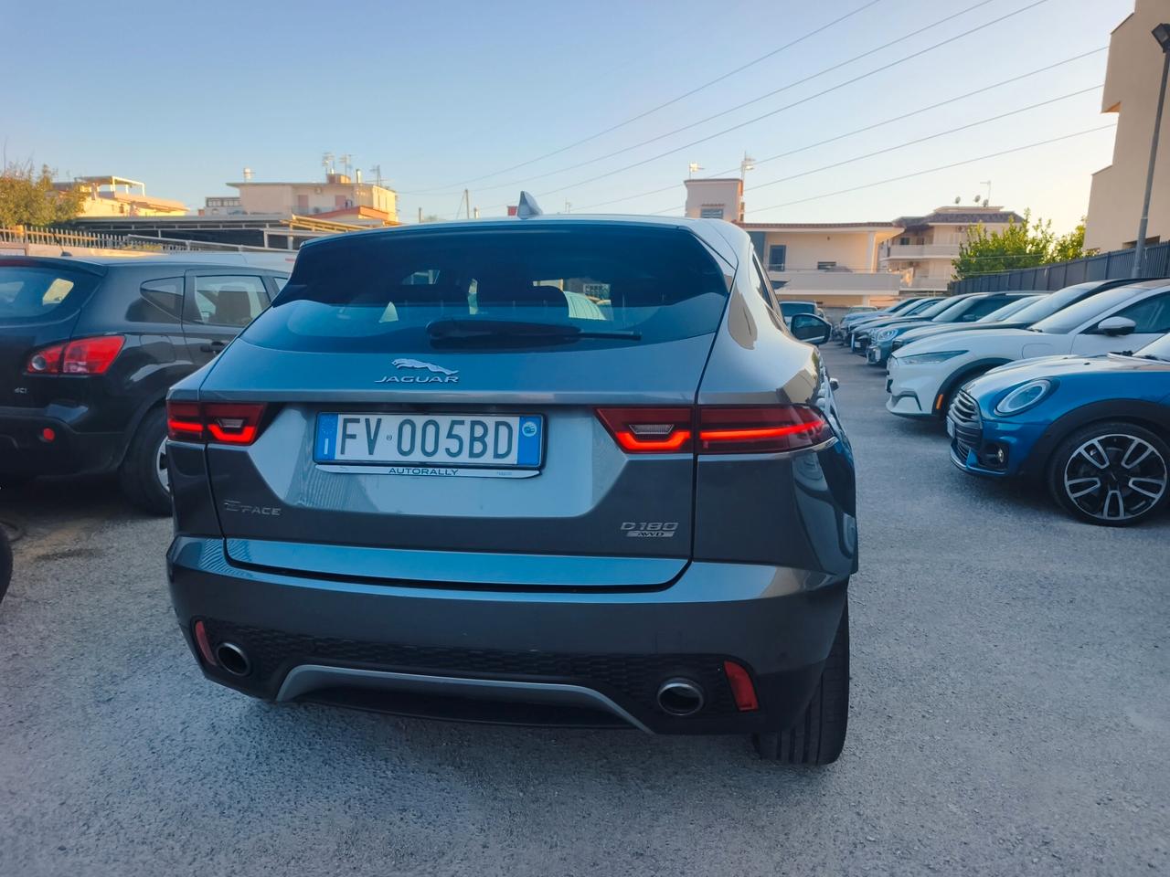 Jaguar E-Pace 2.0D 150 CV AWD aut. S 360 full led