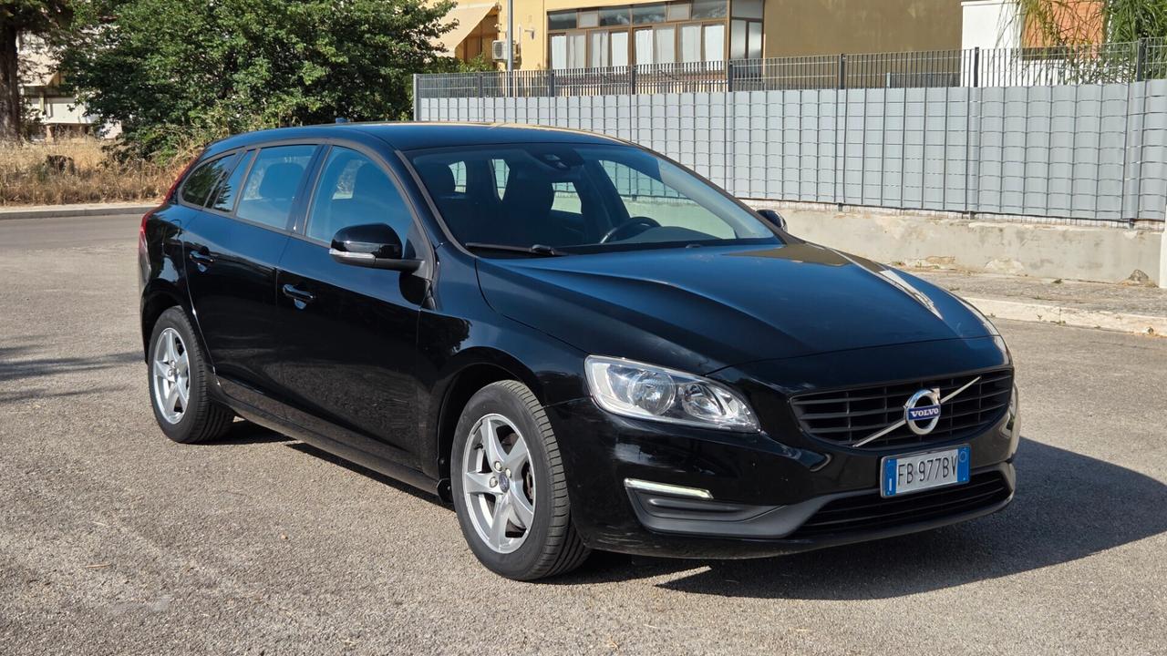 Volvo V60 D3 Geartronic Momentum Automatica