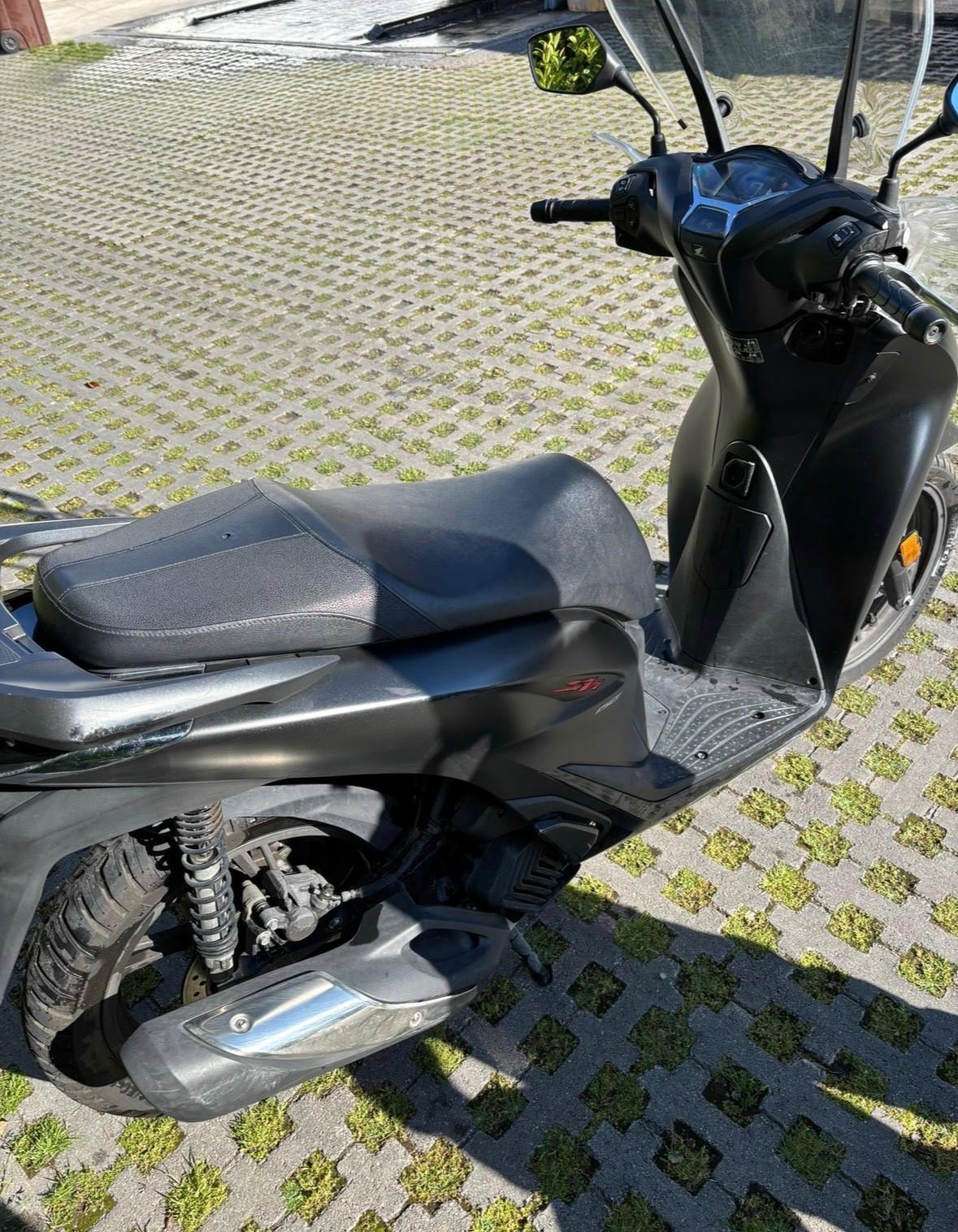 Honda SH 150 Sport