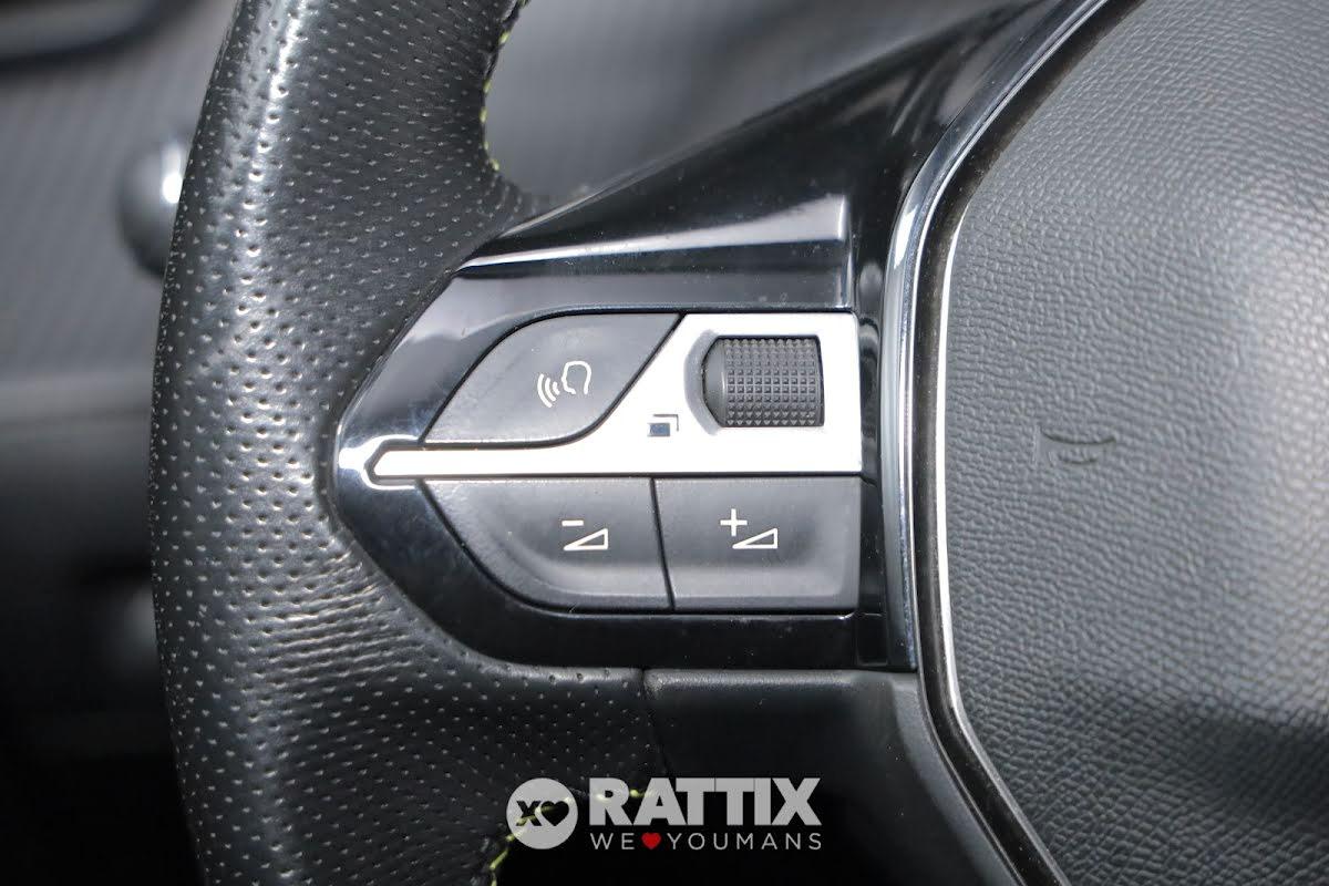 Peugeot e-208 motore elettrico 100kW GT