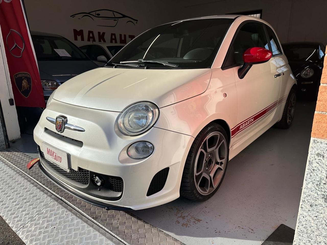 Abarth 500 1.4 Turbo T-Jet pari al nuovo
