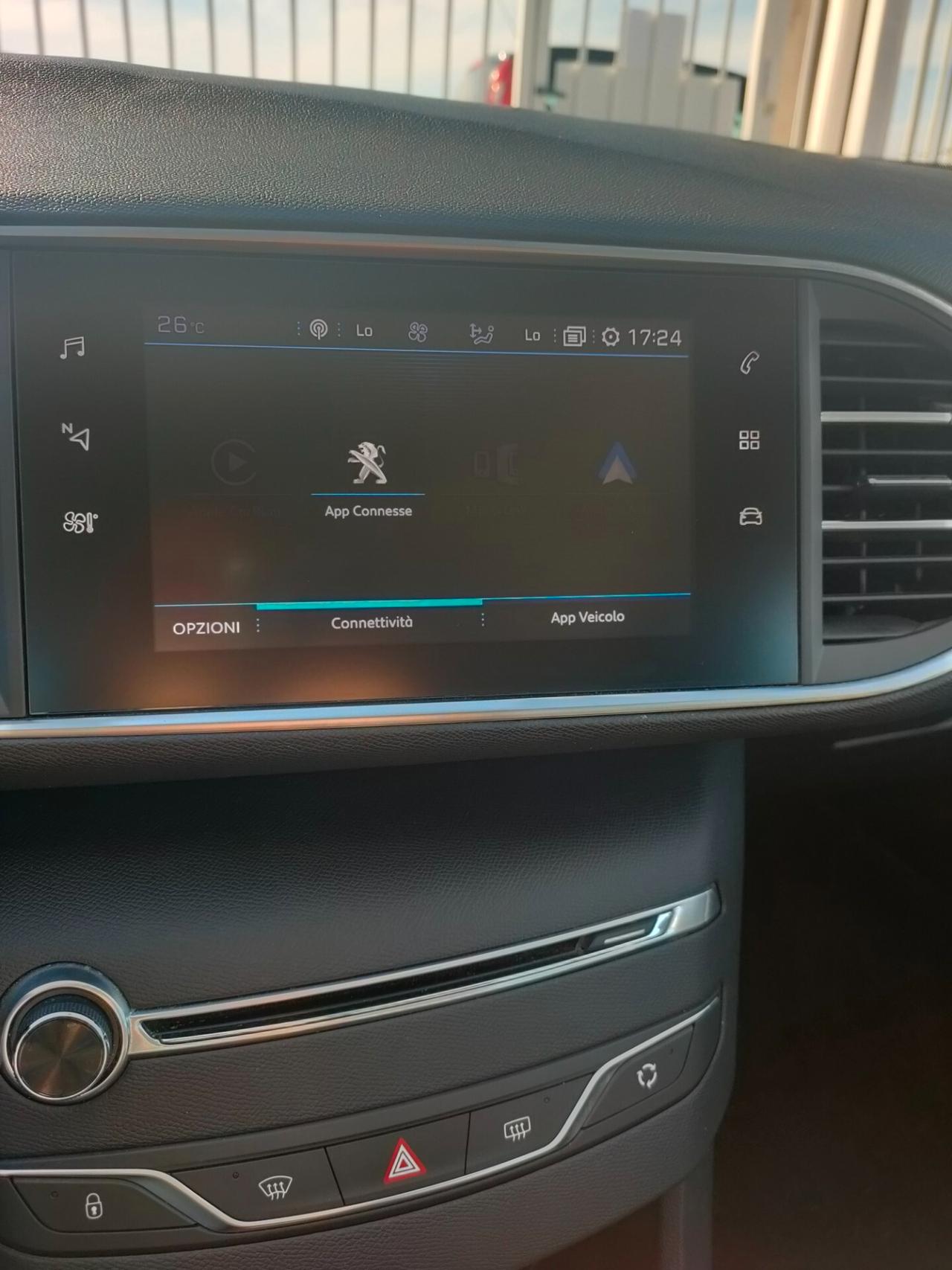Peugeot 308 BlueHDi 100 S&S Business