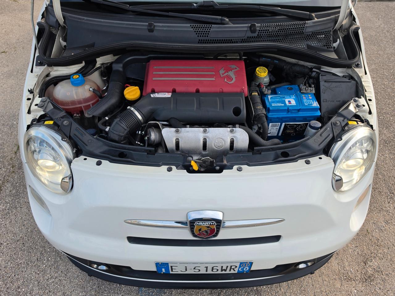 Abarth 500 C 1.4 Turbo T-Jet MTA