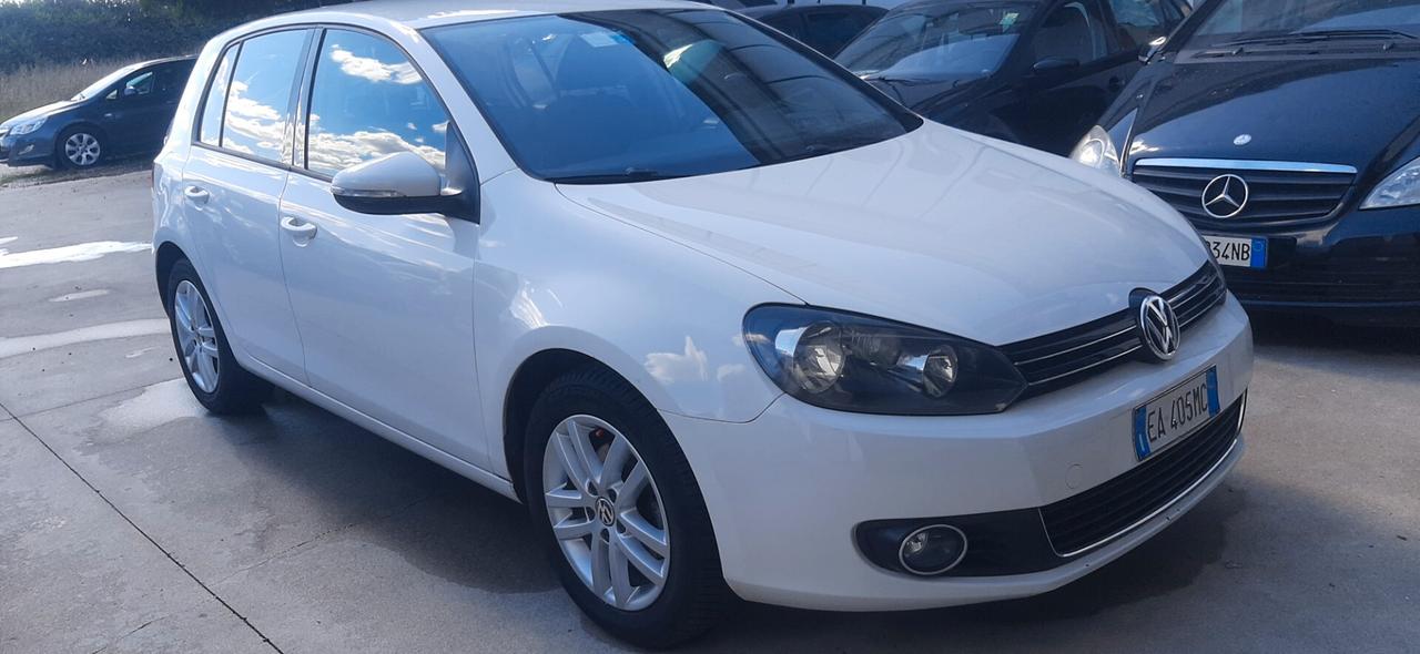 Volkswagen Golf 1.6 TDI DPF 5p. Highline