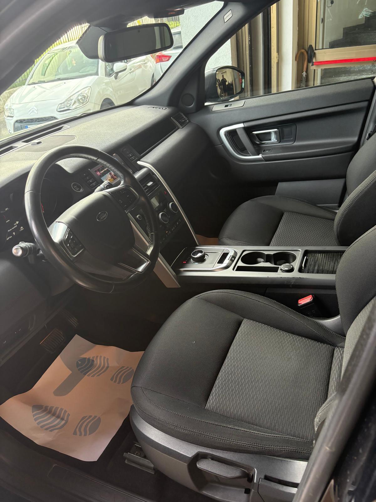 Land Rover Discovery Sport 2.0 TD4 150 CV HSE