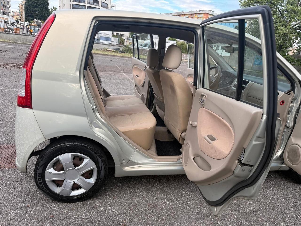 Daihatsu Cuore 1.0 12V 5 porte SX