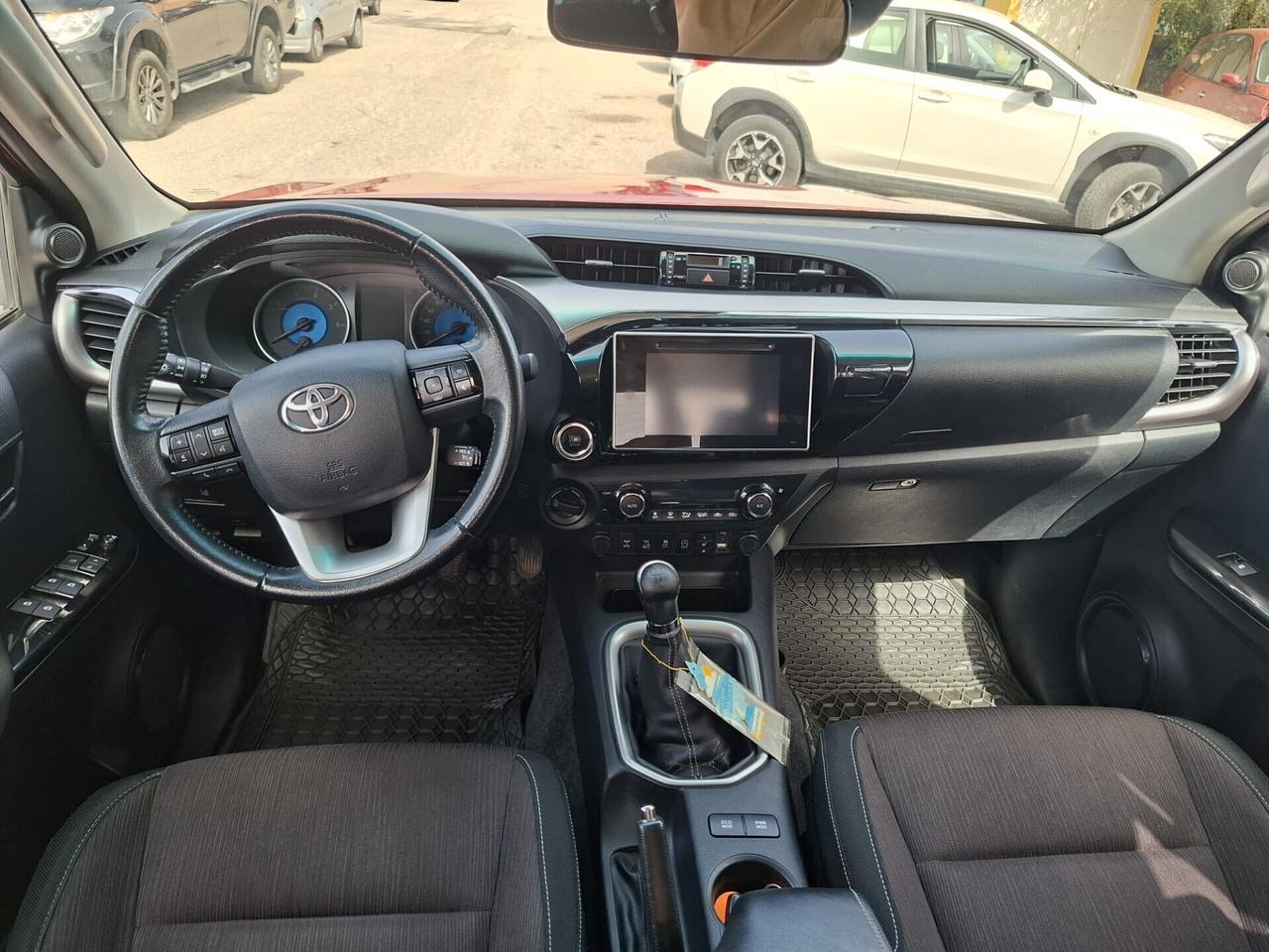 Toyota Hilux 2.4 4WD Double Cab 150cv Executive