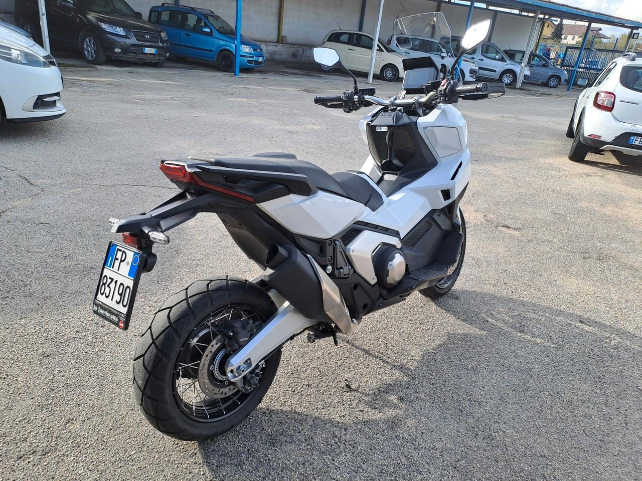 Honda X-ADV 750 Restayling