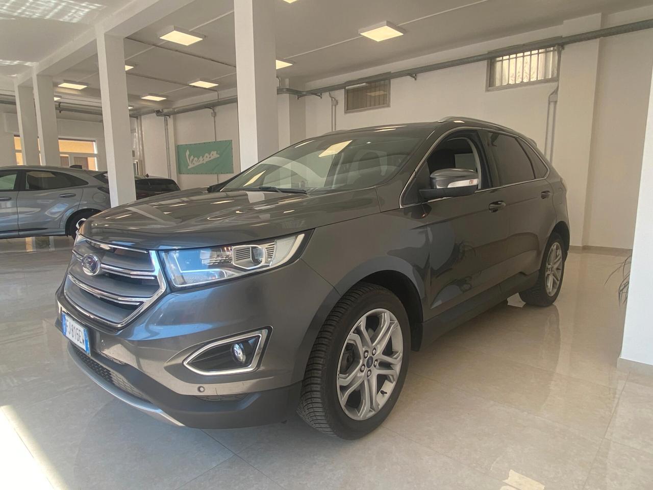 Ford Edge titanium 210 cv