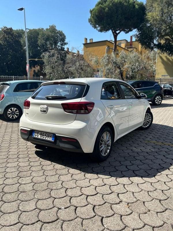 Kia Rio 1.2 DPI STYLE