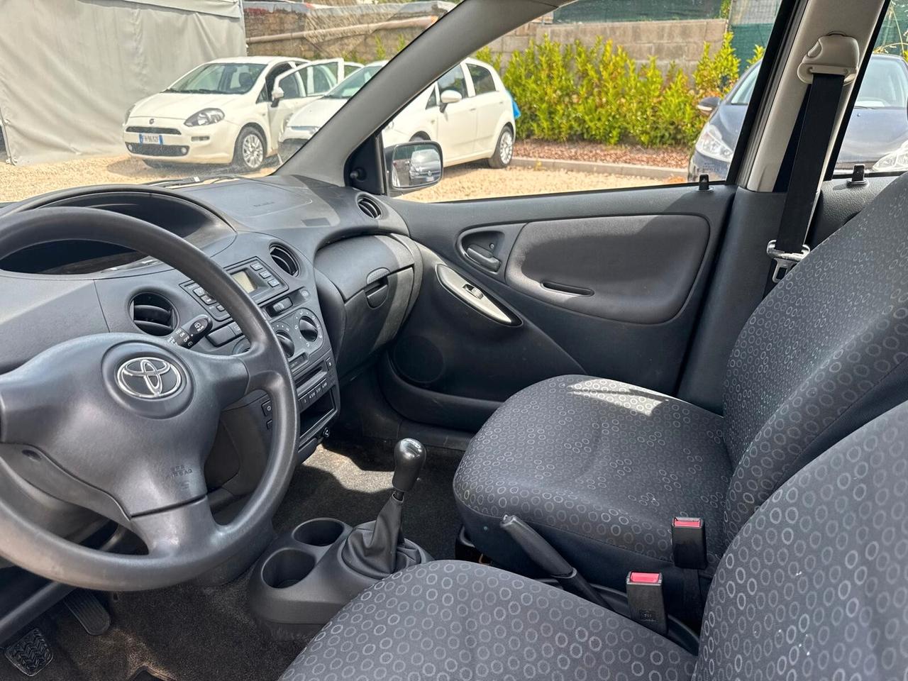 Toyota Yaris 1.0benzina 119MILA KM