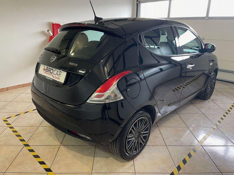 Lancia Ypsilon 1.0 FireFly 70cv S&S Hybrid GOLD PLUS