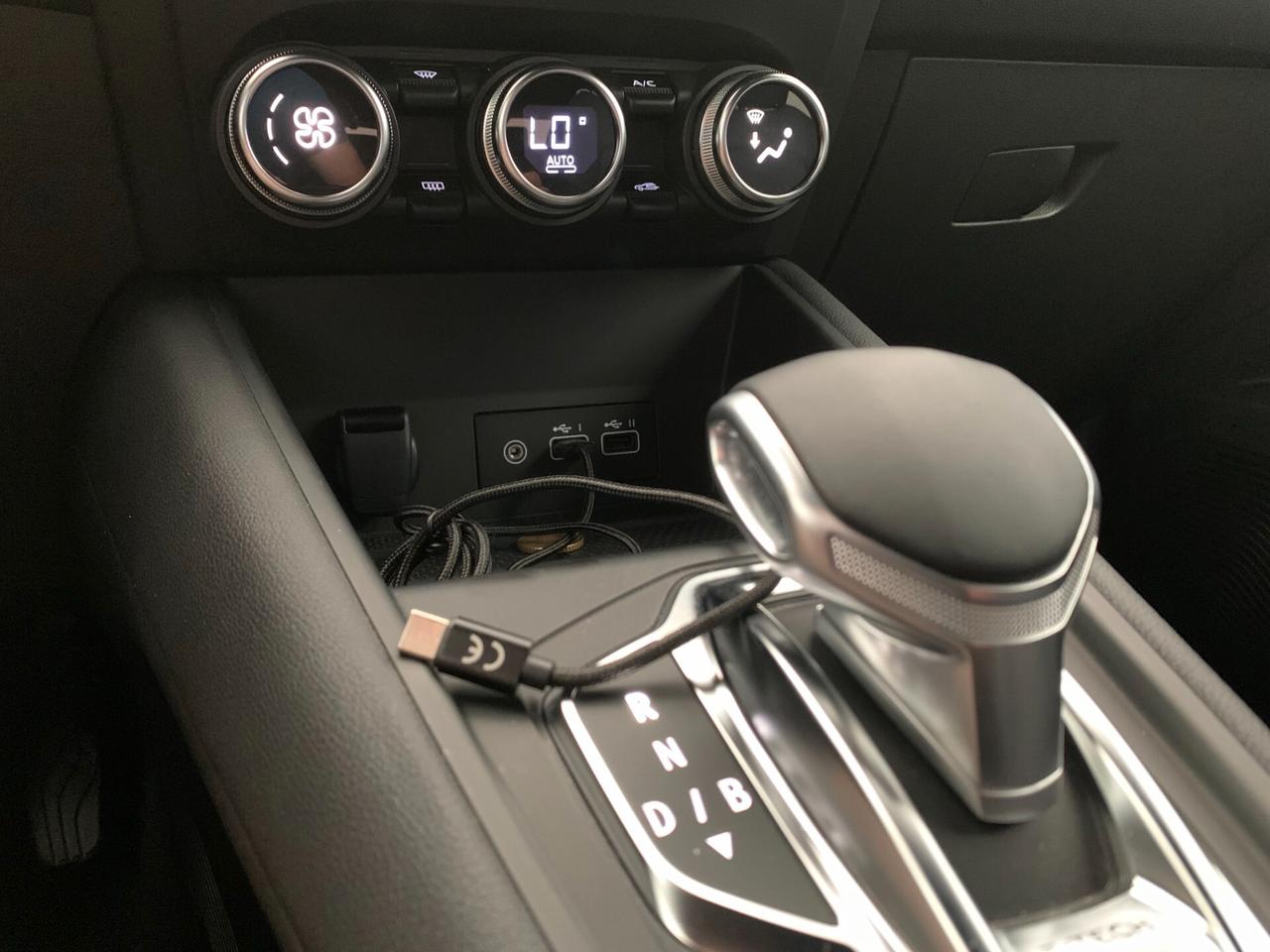Renault Captur II 2019 1.6 E-Tech full hybrid Rive Gauche 145cv auto