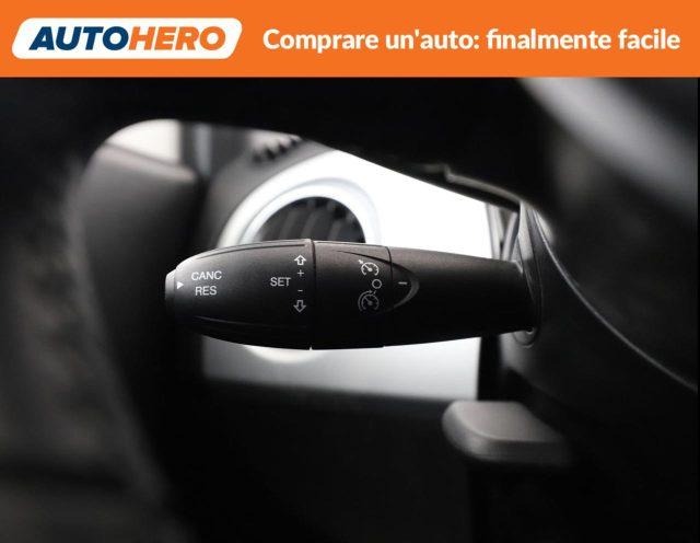 FIAT 500 C 1.0 Hybrid Connect