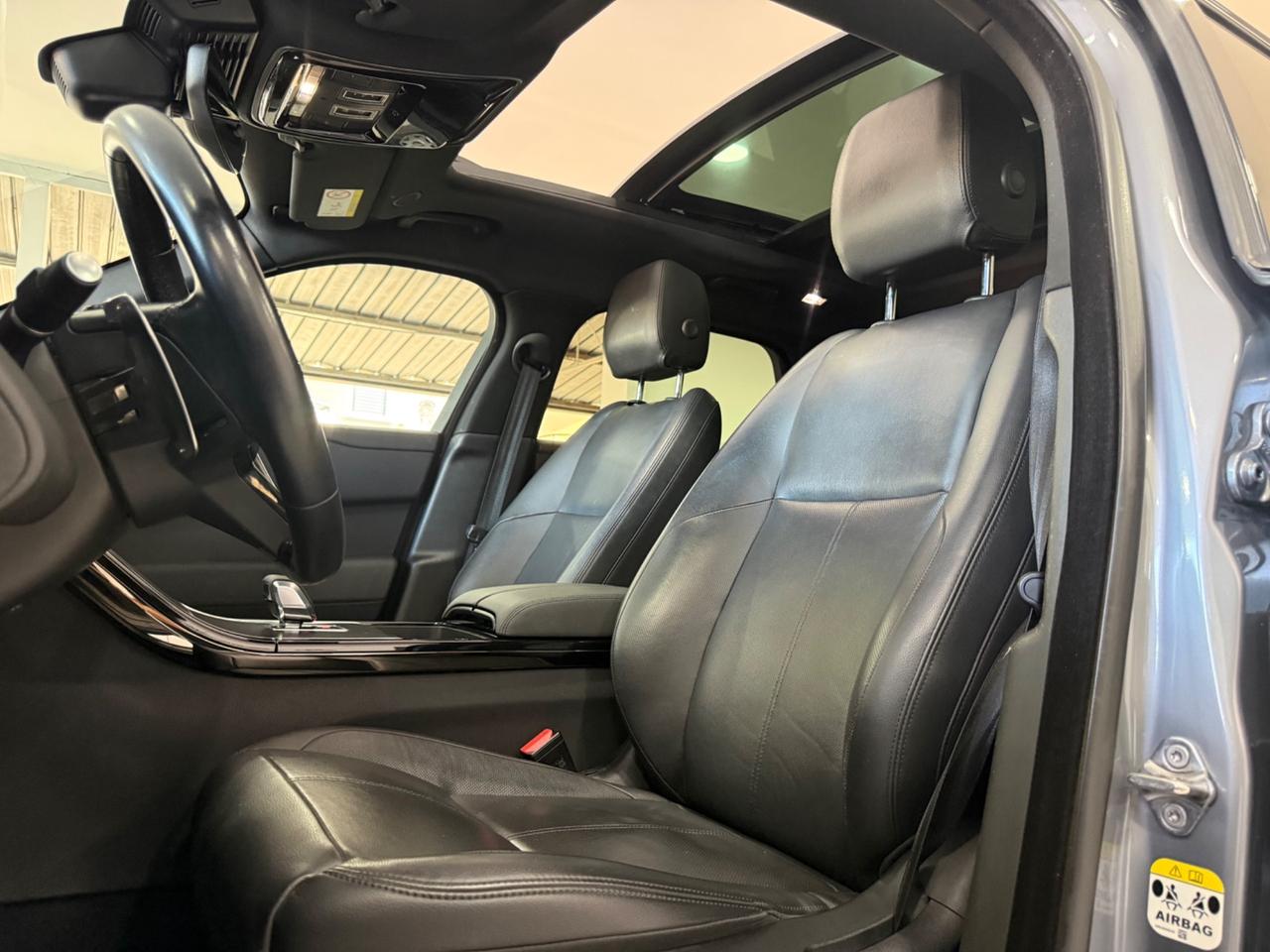 Land Rover Range Velar dynamic 2023