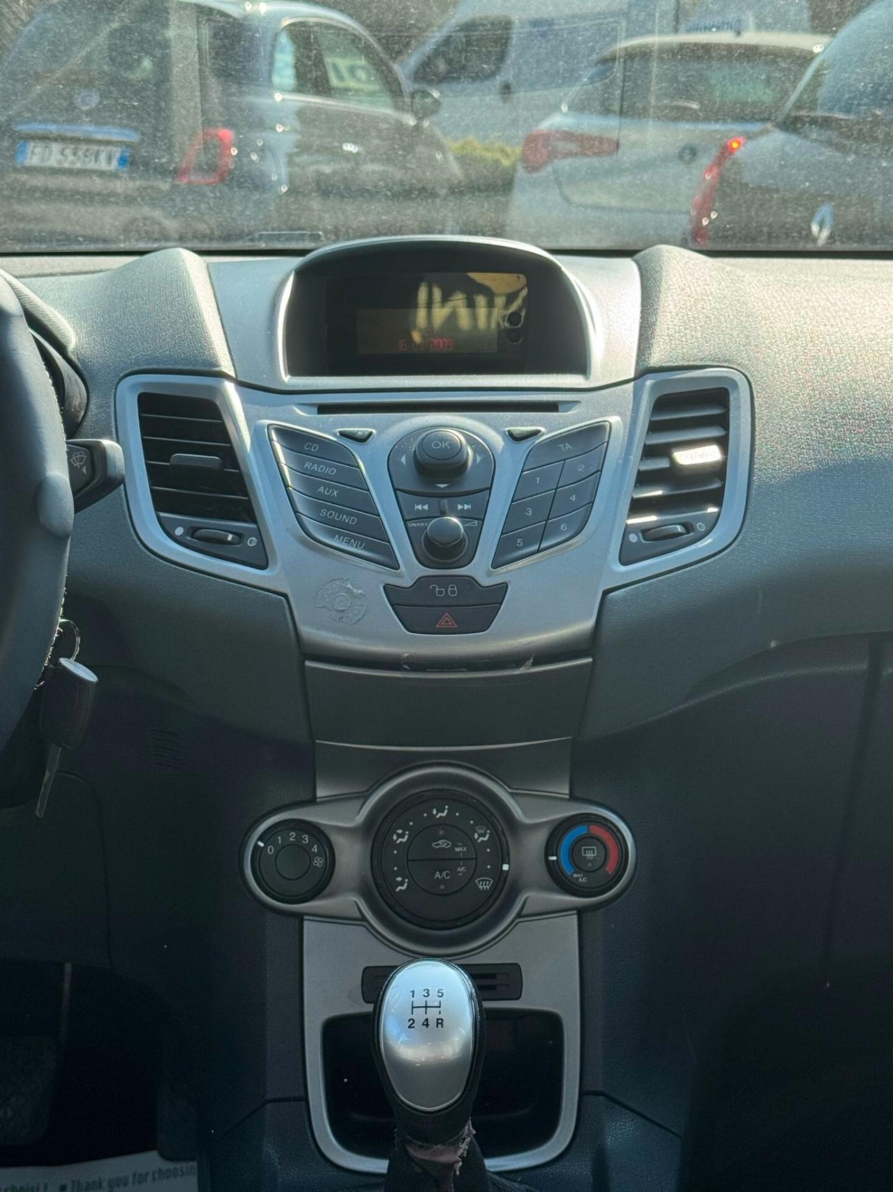 Ford Fiesta 1.4 5 porte Bz.- GPL Titanium