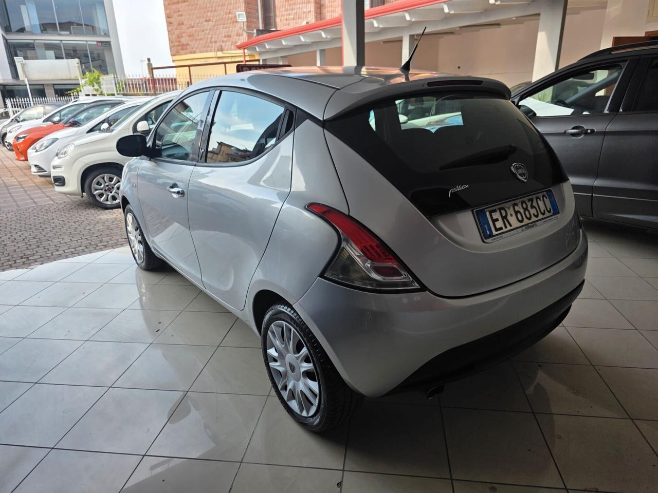 LANCIA YPSILON 1.2 BENZINA DEL NORD ITA 2013