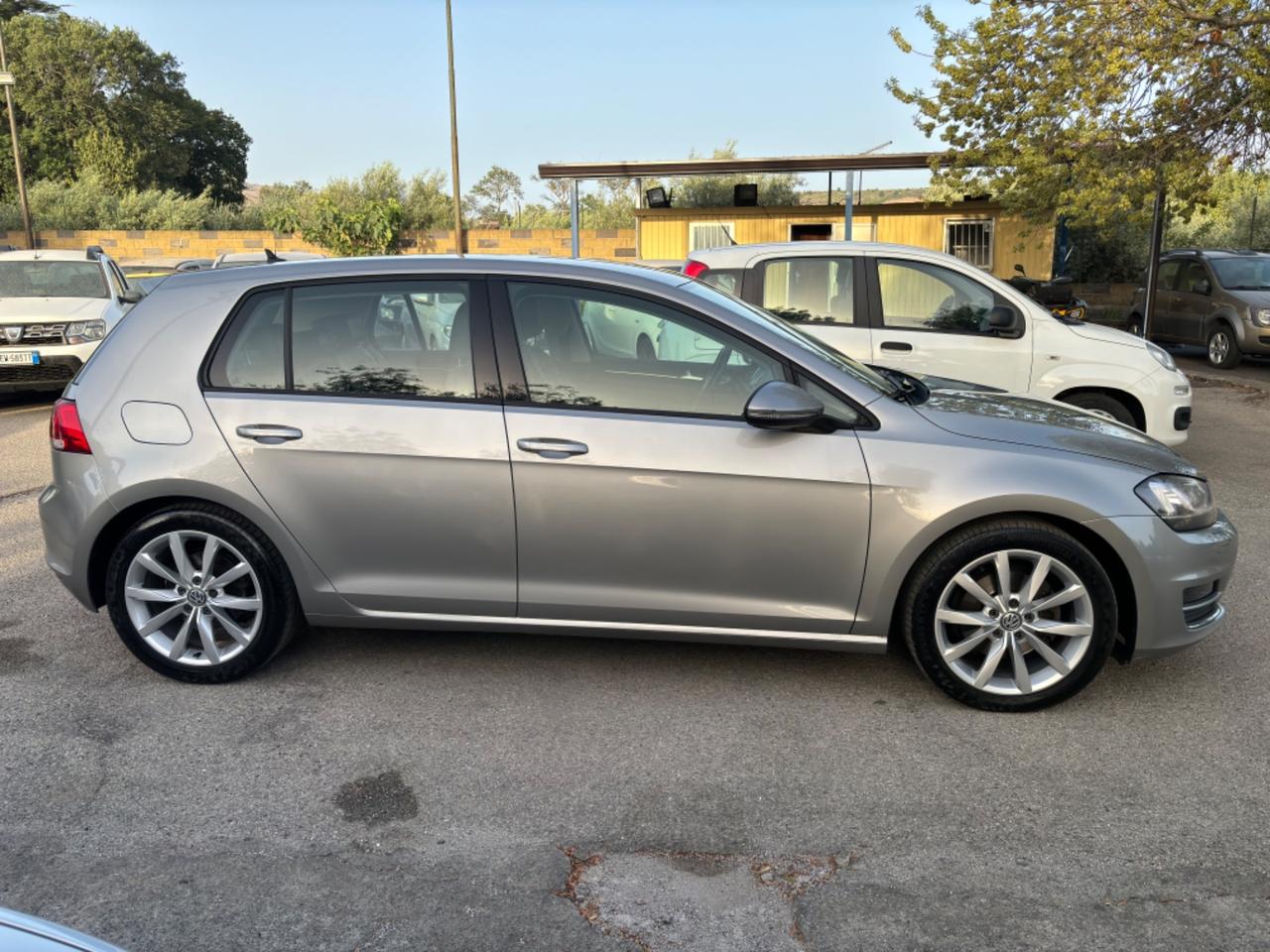 Volkswagen Golf 2.0 TDI DSG 5p. Highline BlueMotion Technology