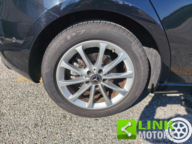 MERCEDES-BENZ A 160 Premium