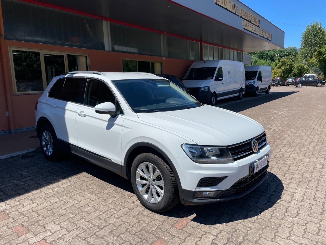 Volkswagen Tiguan 2.0 TDI SCR DSG 4MOTION Business BMT