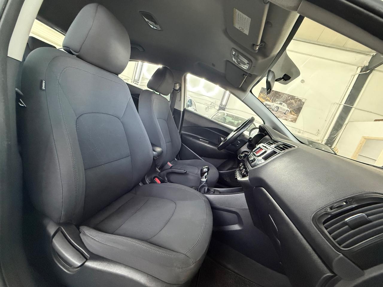 Kia Rio 1.1 CRDi 5p. Active NEOPATENTATI